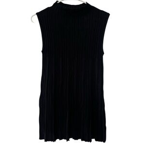 Pretty Angel Pleated Black Dress with Stretch - Size Small